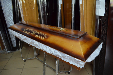 Sicriu Lemn de Brad Ieftin PF04