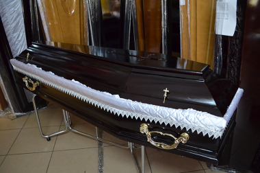 Sicriu Lemn de Brad Mediu PF18